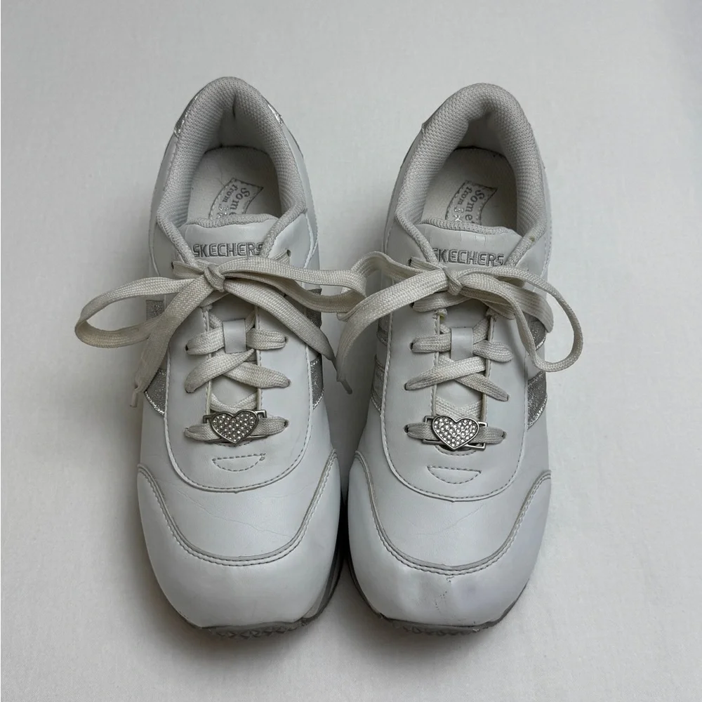 Vintage Y2K Platform Skechers Silver & White Heart Charms Size 9 Retro 90’s